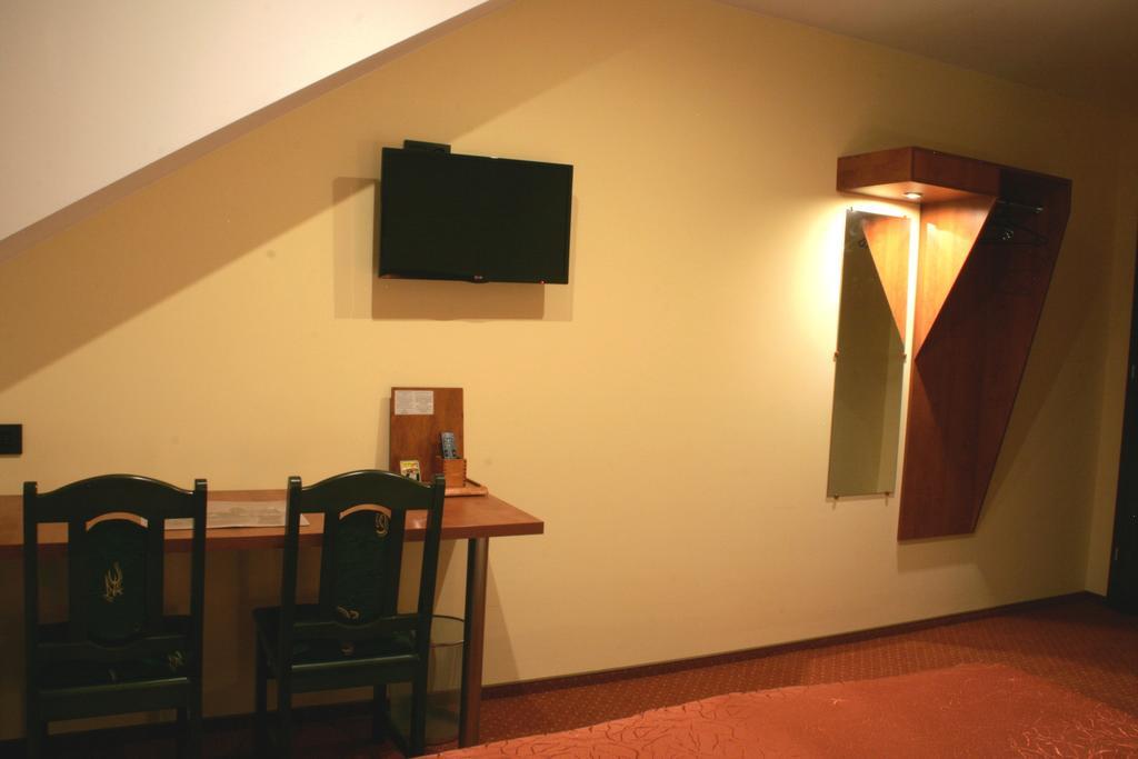 Hotel Kuznia Oberza Polska Łysomice Habitación foto